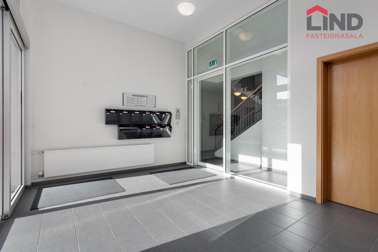 Naustavör 10, 200 Kópavogur