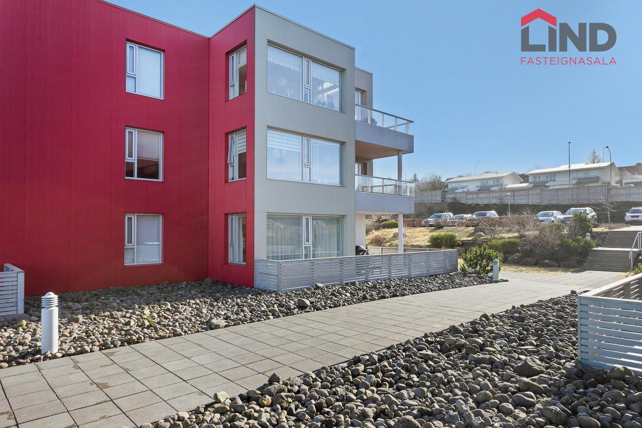 Naustavör 10, 200 Kópavogur