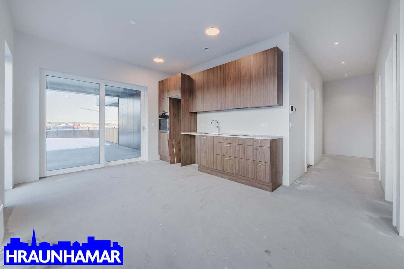 Hringhamar 33 - 0501, 221 Hafnarfjörður