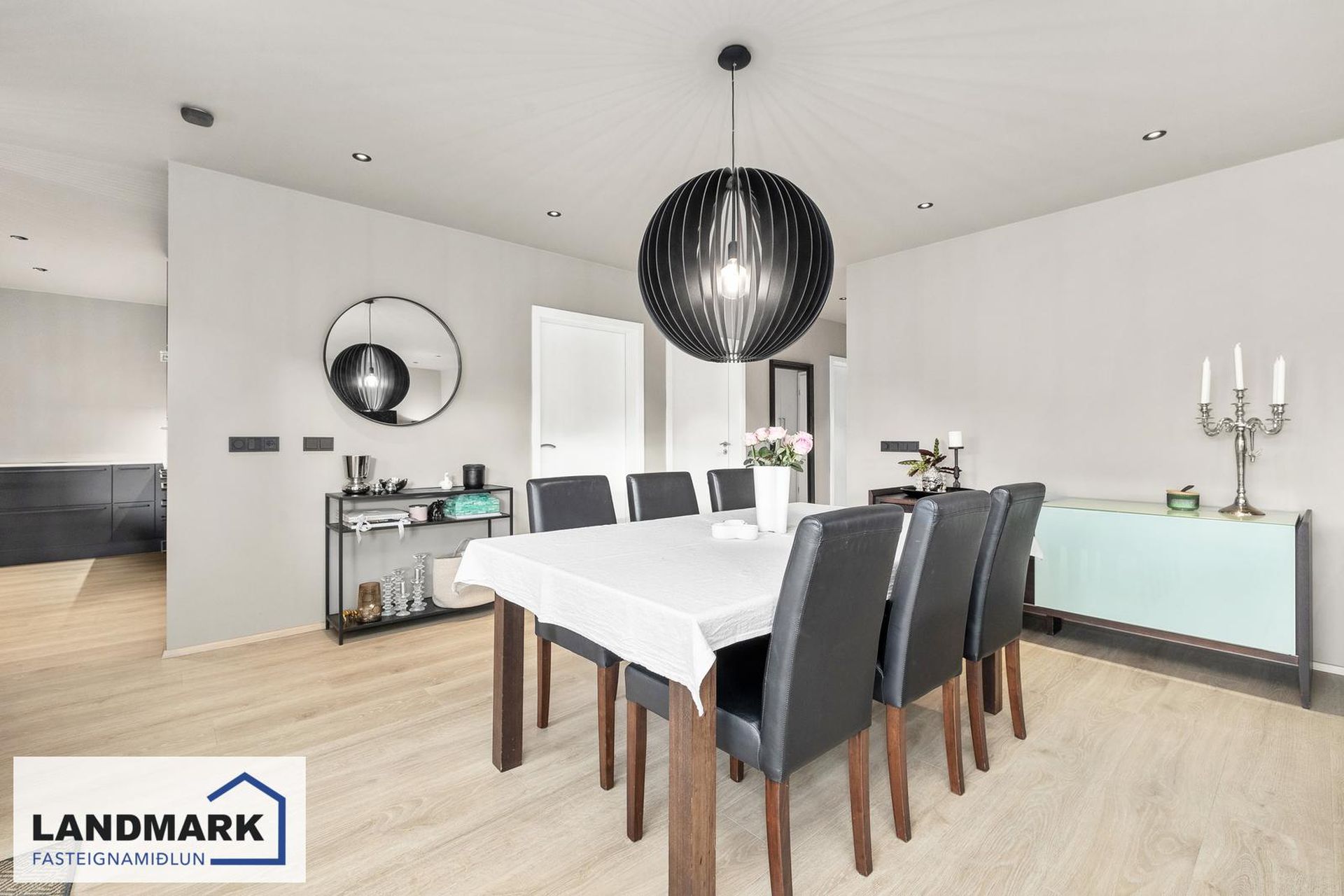 Ásakór 12, 203 Kópavogur