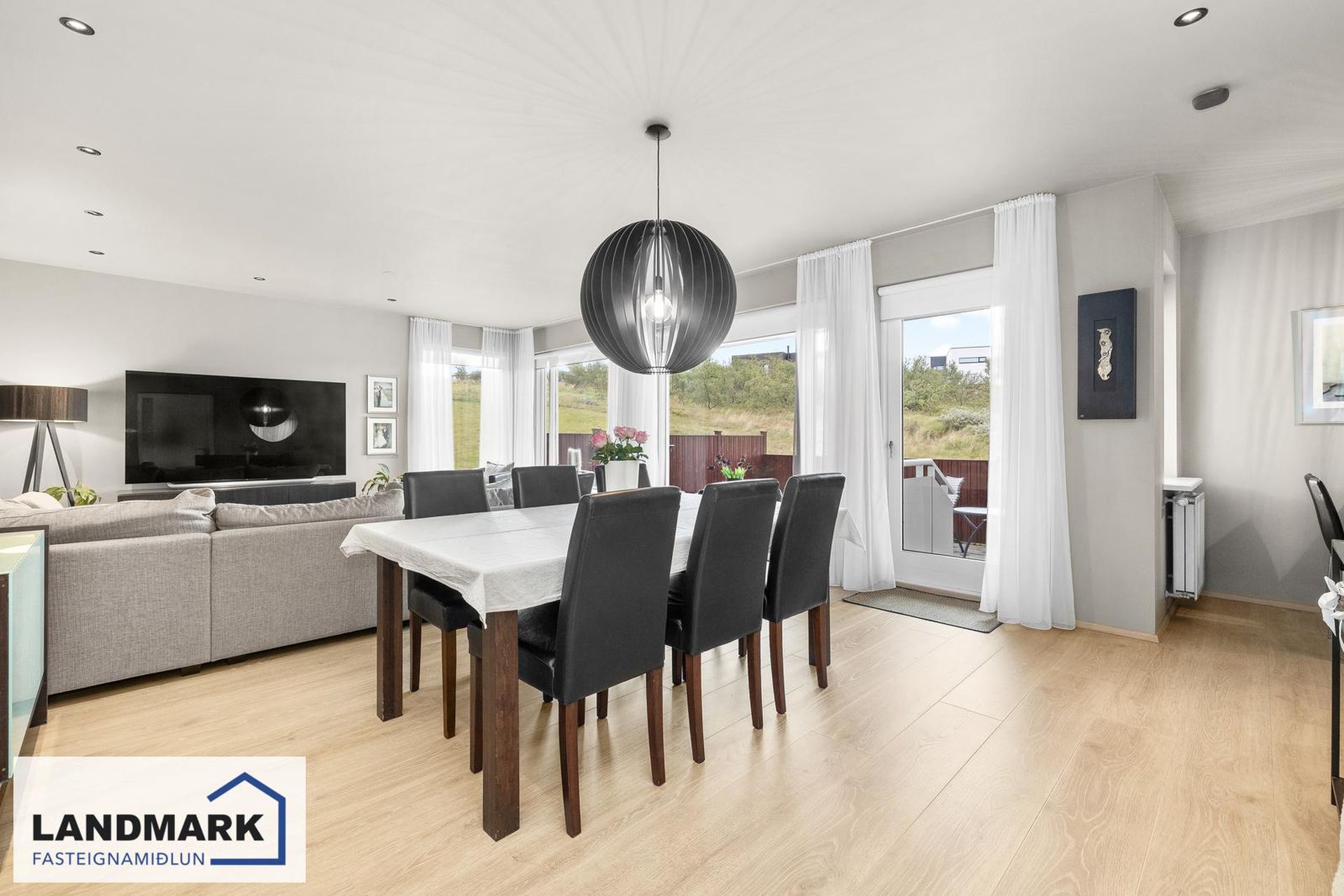 Ásakór 12, 203 Kópavogur