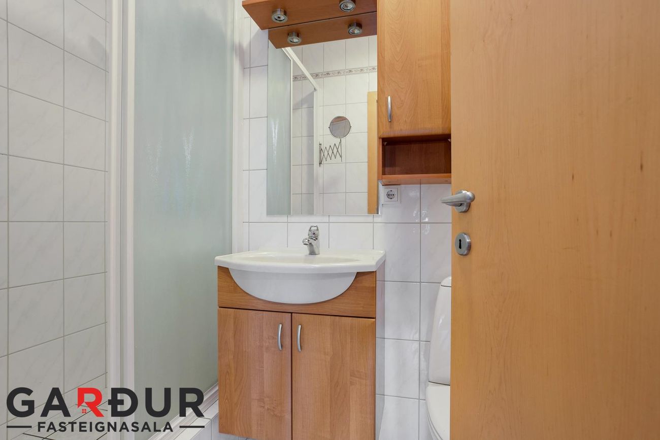 Burknavellir 17C - 0103, 221 Hafnarfjörður