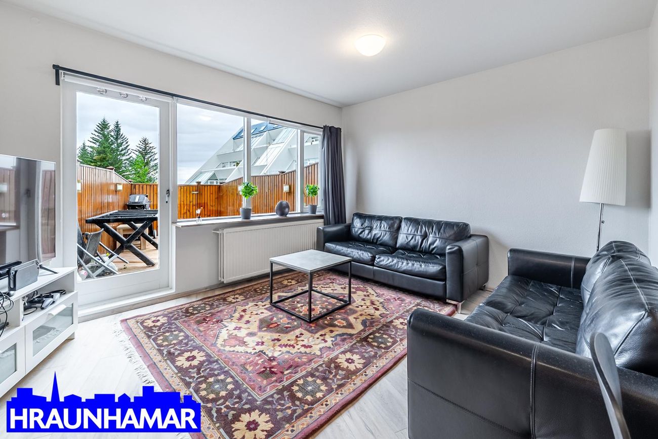 Hvammabraut 12, 220 Hafnarfjörður