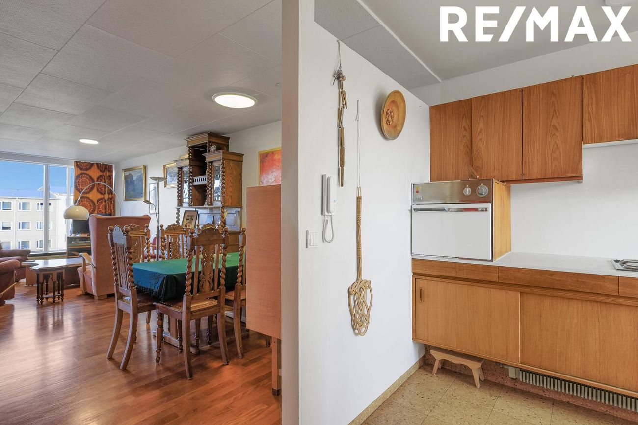 Hraunbær 58, 110 Reykjavík