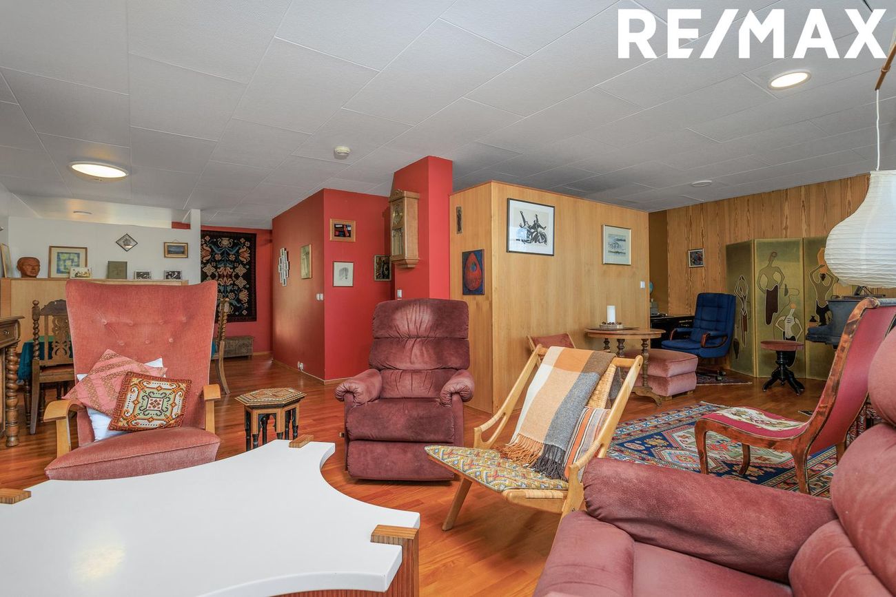 Hraunbær 58, 110 Reykjavík