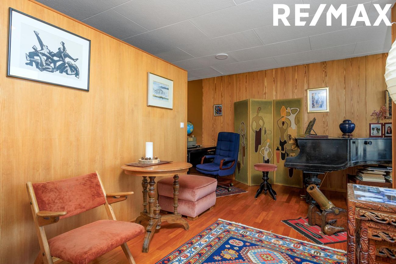 Hraunbær 58, 110 Reykjavík