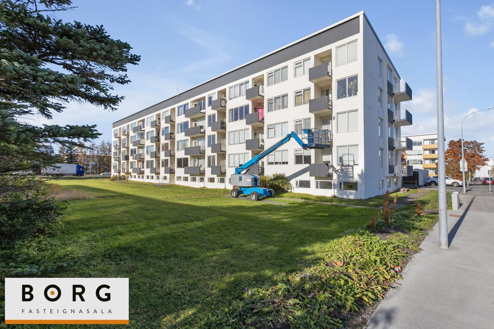 Álftamýri 32, 108 Reykjavík
