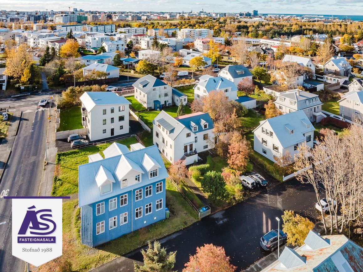 Efstasund 98, 104 Reykjavík