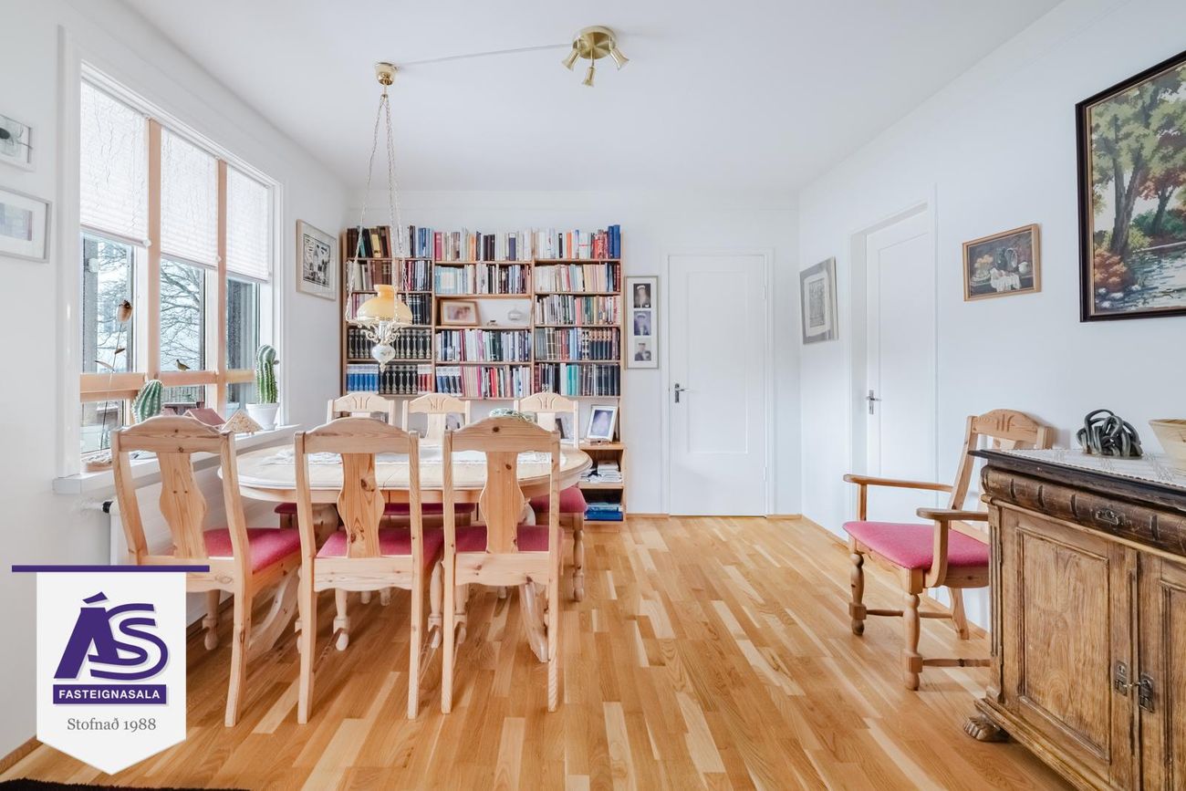 Efstasund 98, 104 Reykjavík