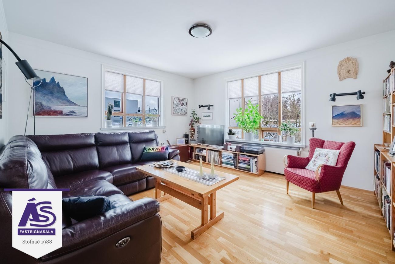 Efstasund 98, 104 Reykjavík