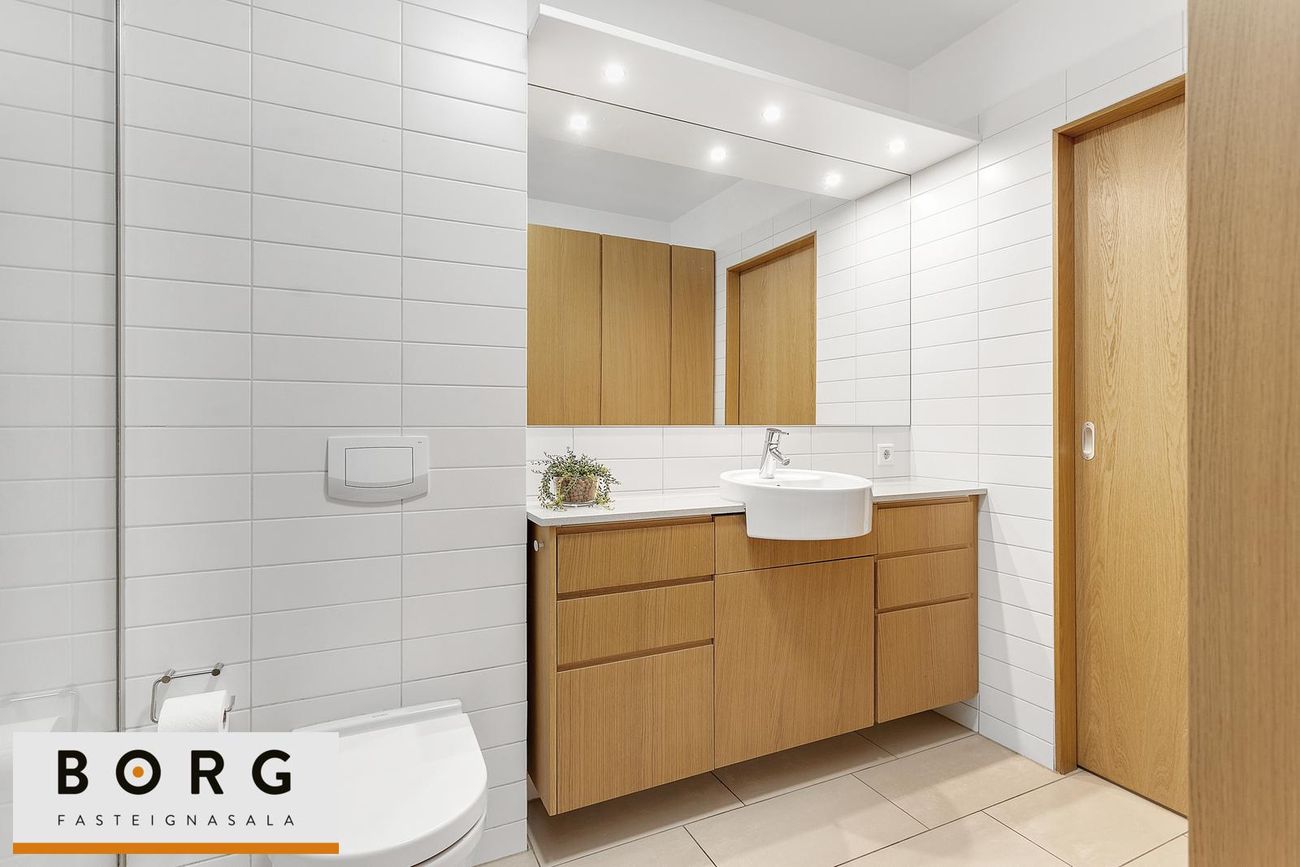 Norðurbakki 1C - 0407, 220 Hafnarfjörður