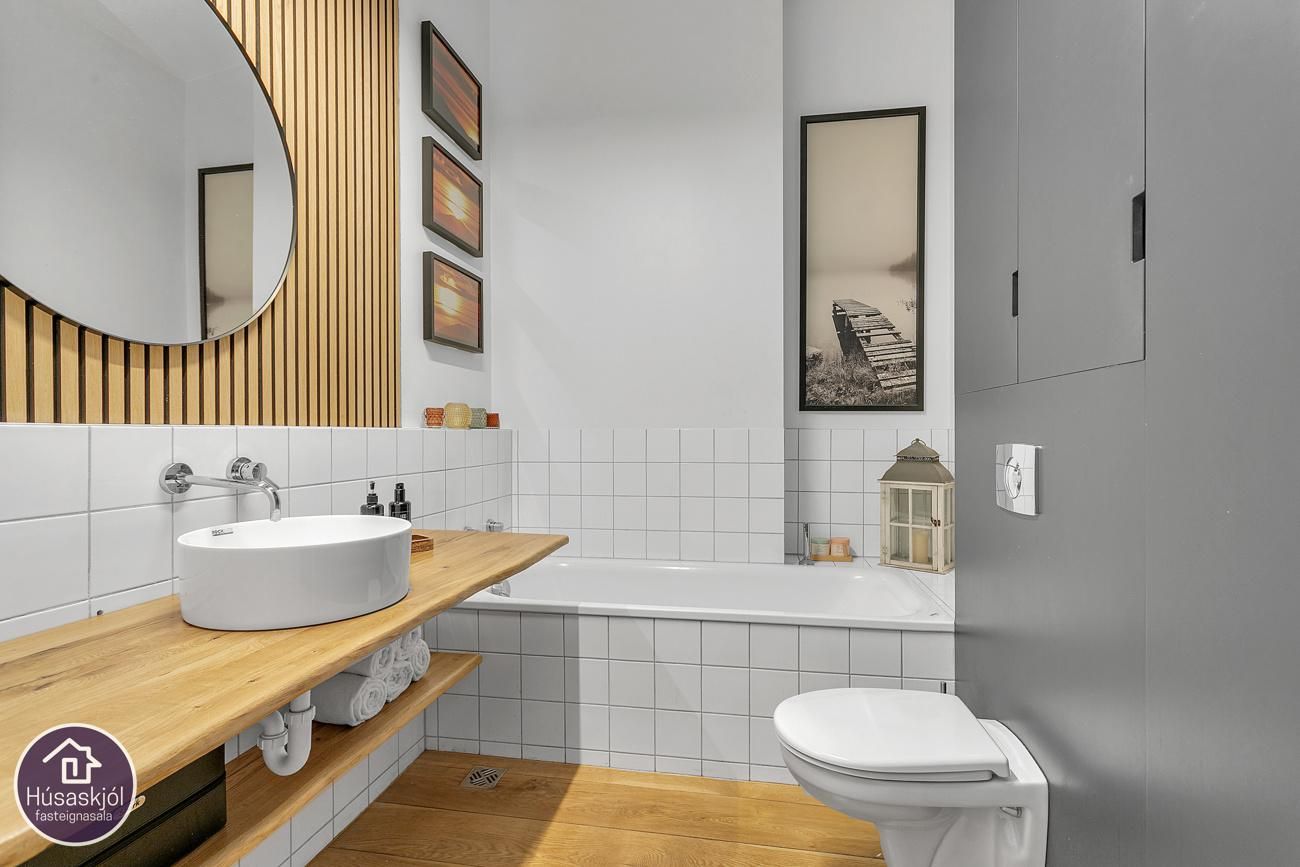 Skúlagata 32, 101 Reykjavík