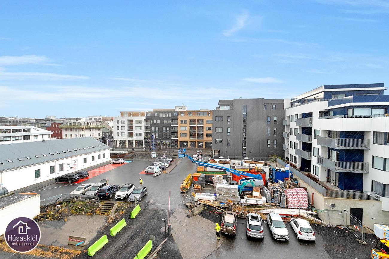 Skúlagata 32, 101 Reykjavík