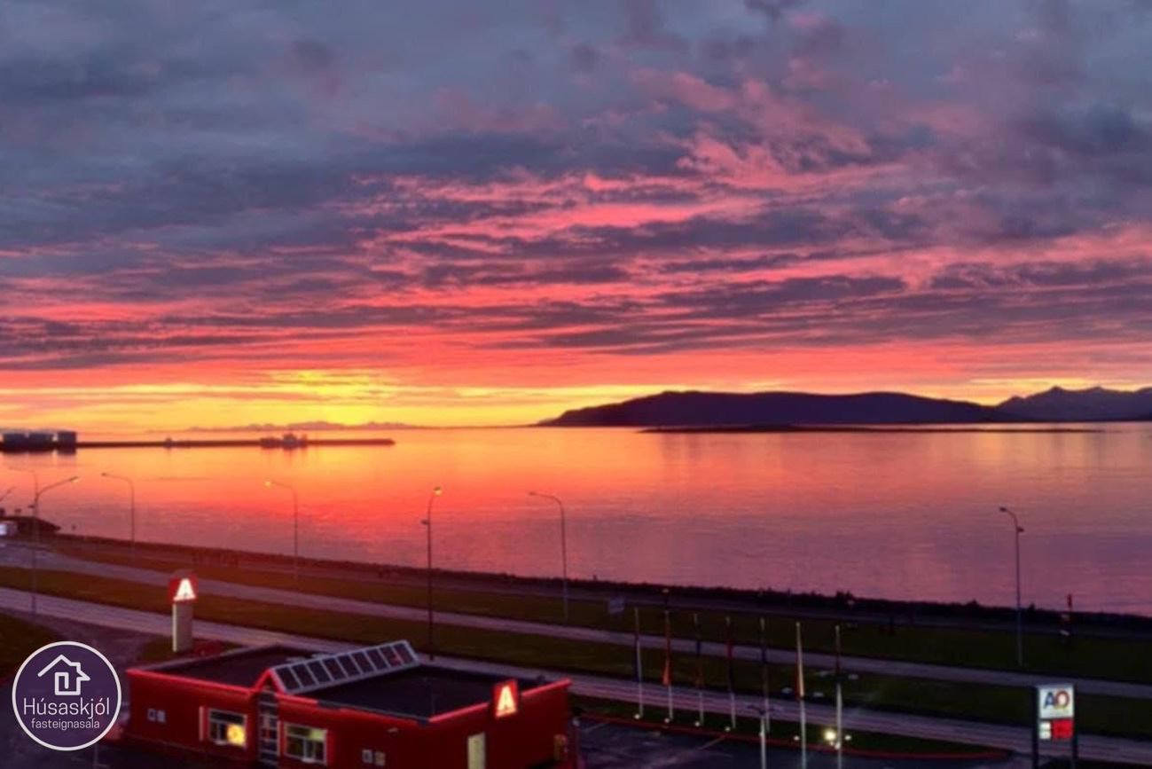 Skúlagata 32, 101 Reykjavík