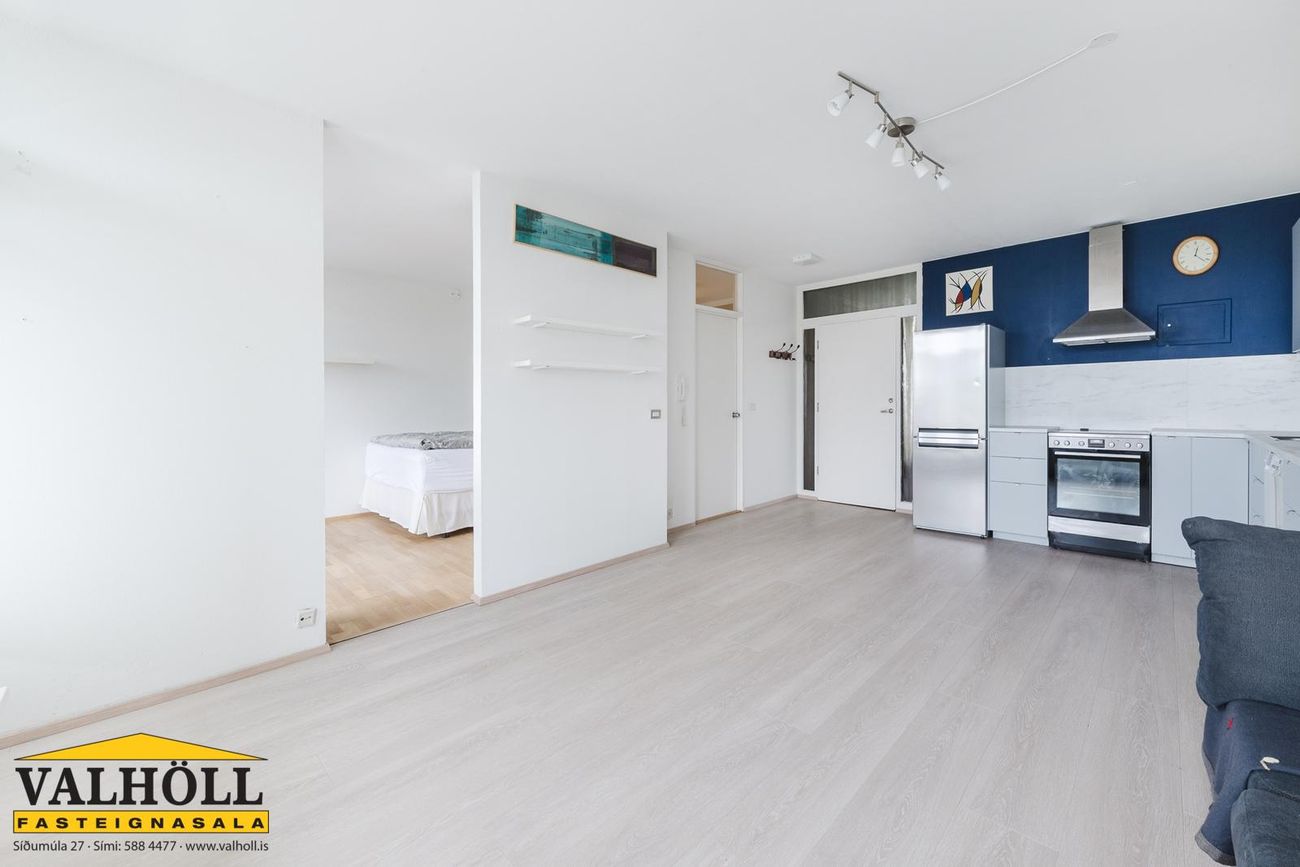 Kaplaskjólsvegur 89, 107 Reykjavík