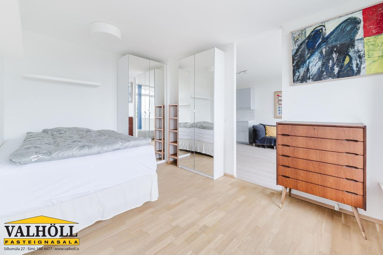 Kaplaskjólsvegur 89, 107 Reykjavík