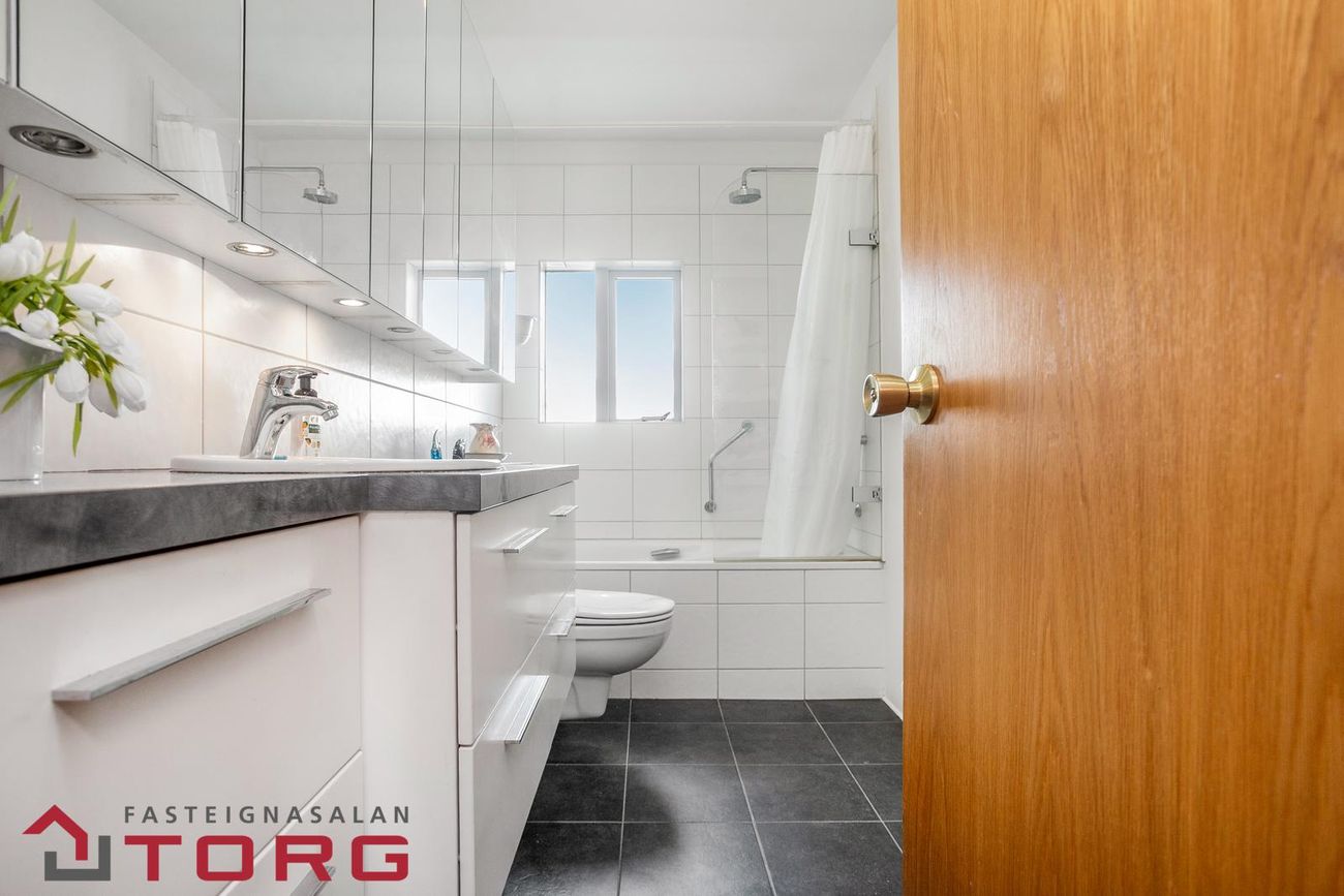 Álfheimar 32 - 0202, 104 Reykjavík