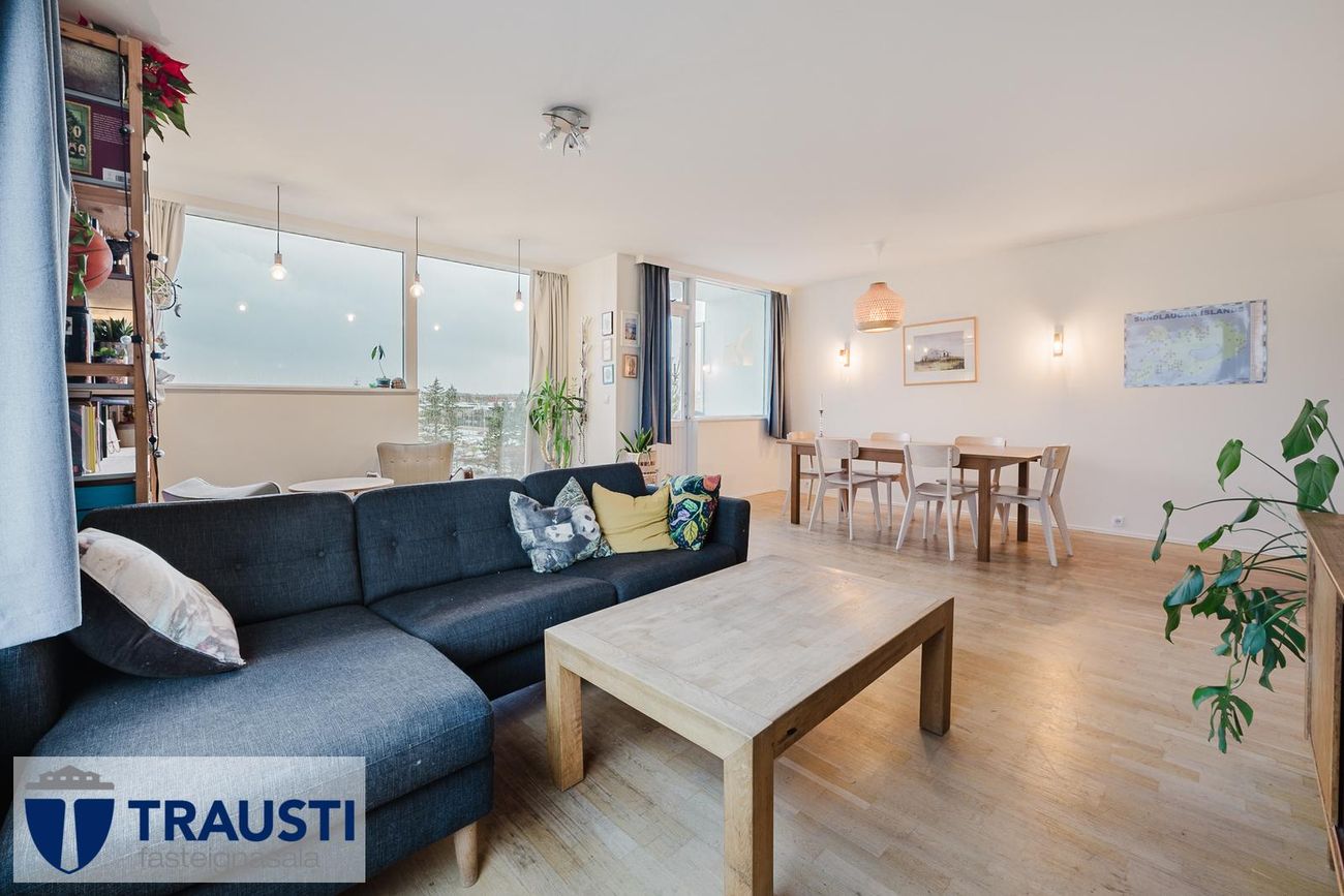 Álftamýri 54, 108 Reykjavík