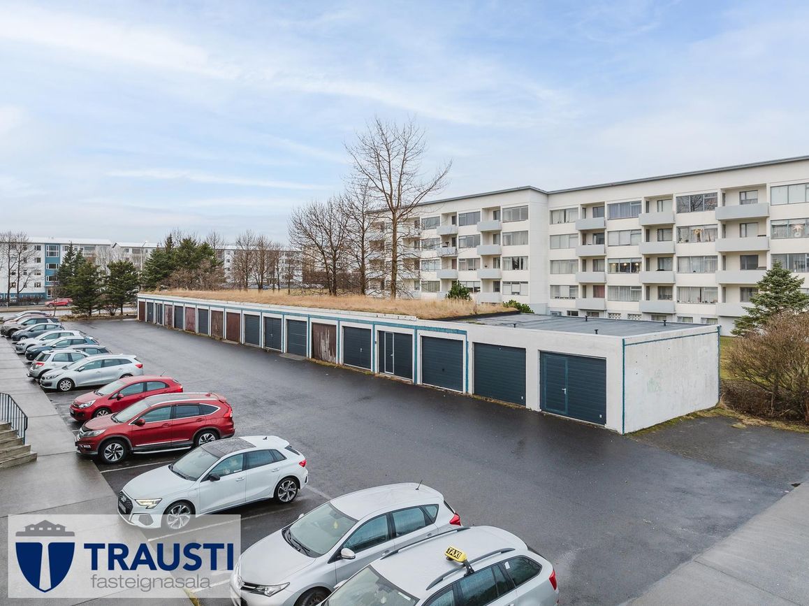 Álftamýri 54, 108 Reykjavík