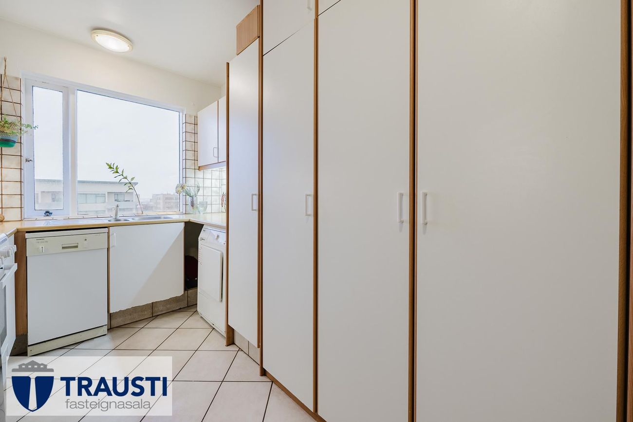 Álftamýri 54, 108 Reykjavík