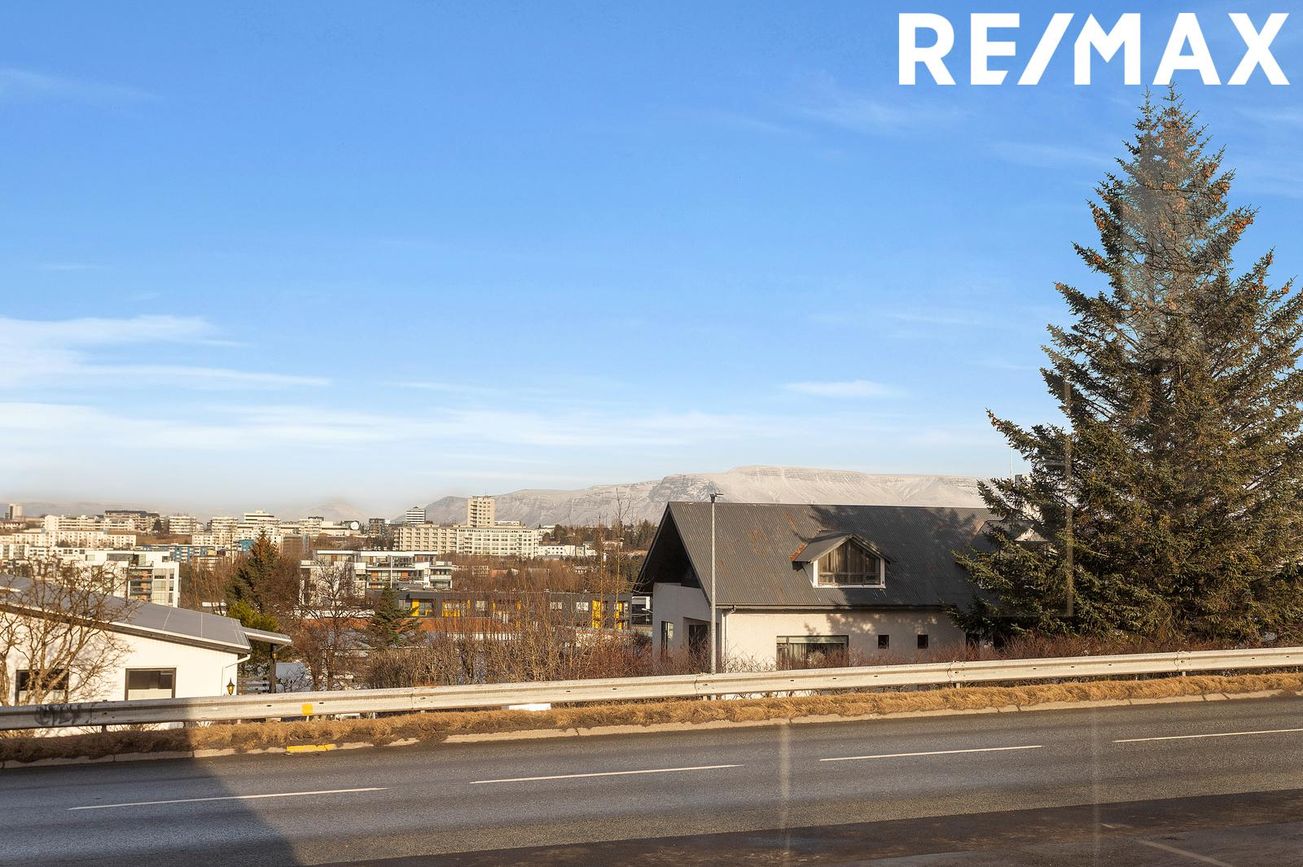 Álfhólsvegur 22a, 200 Kópavogur