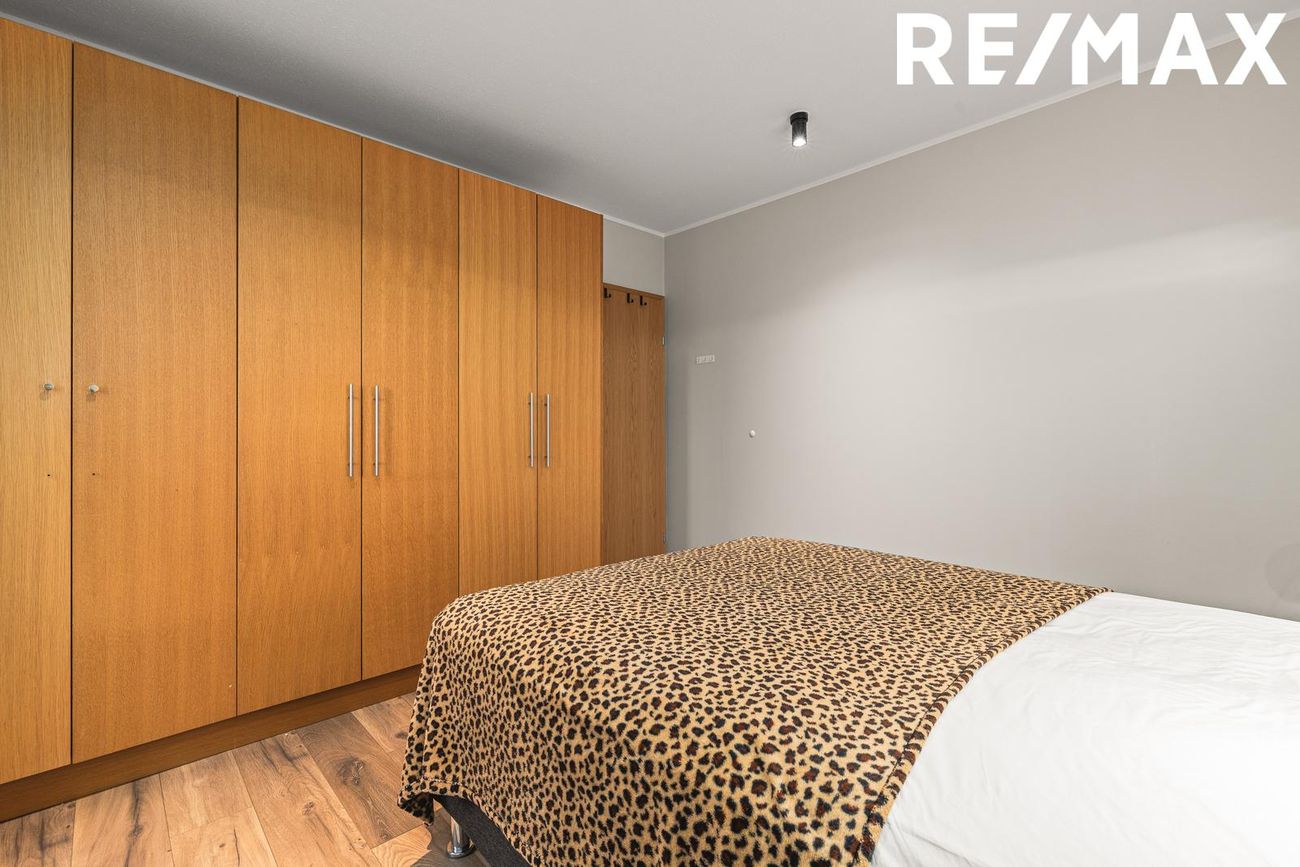 Skólabraut 3, 260 Reykjanesbær