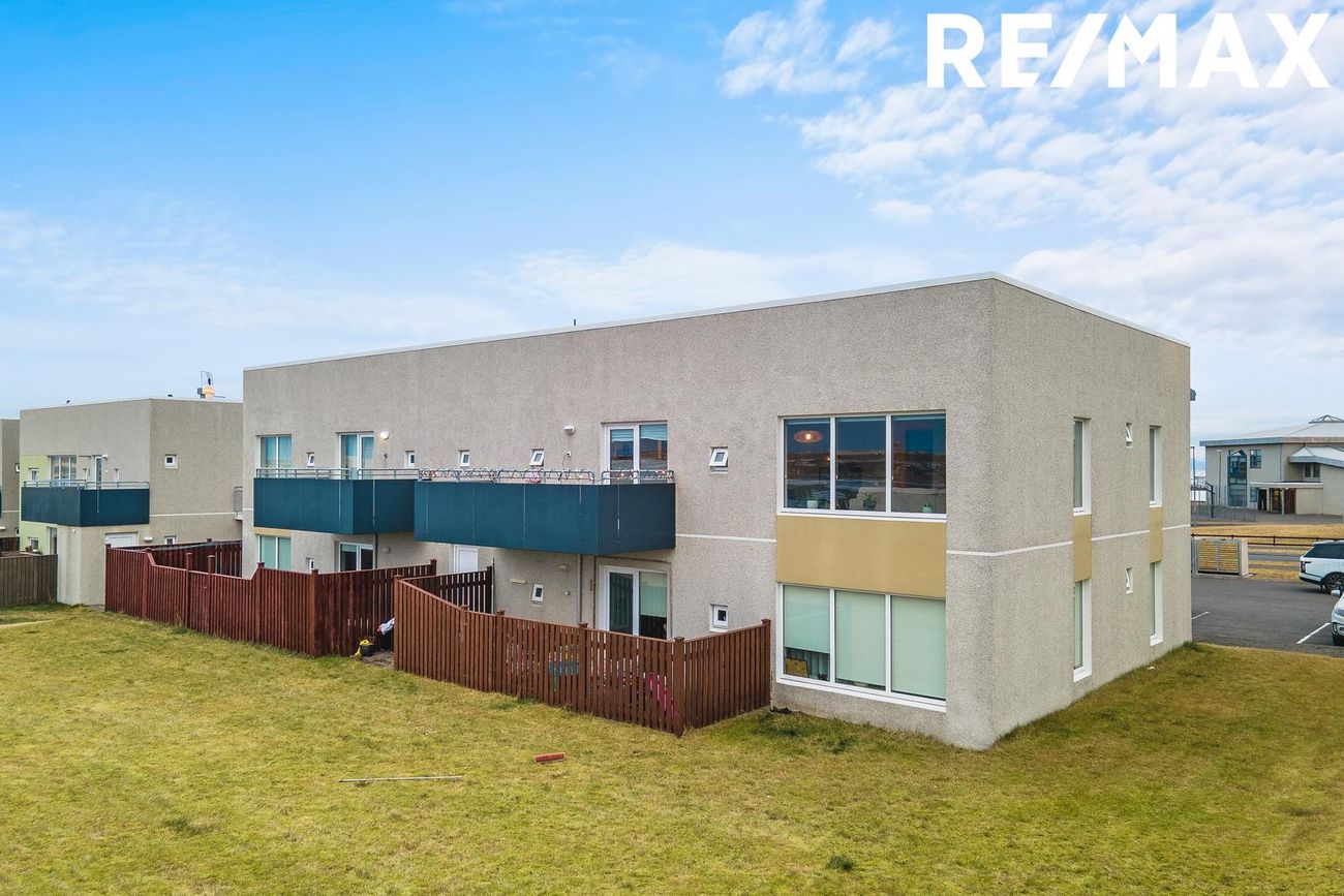 Skólabraut 3, 260 Reykjanesbær