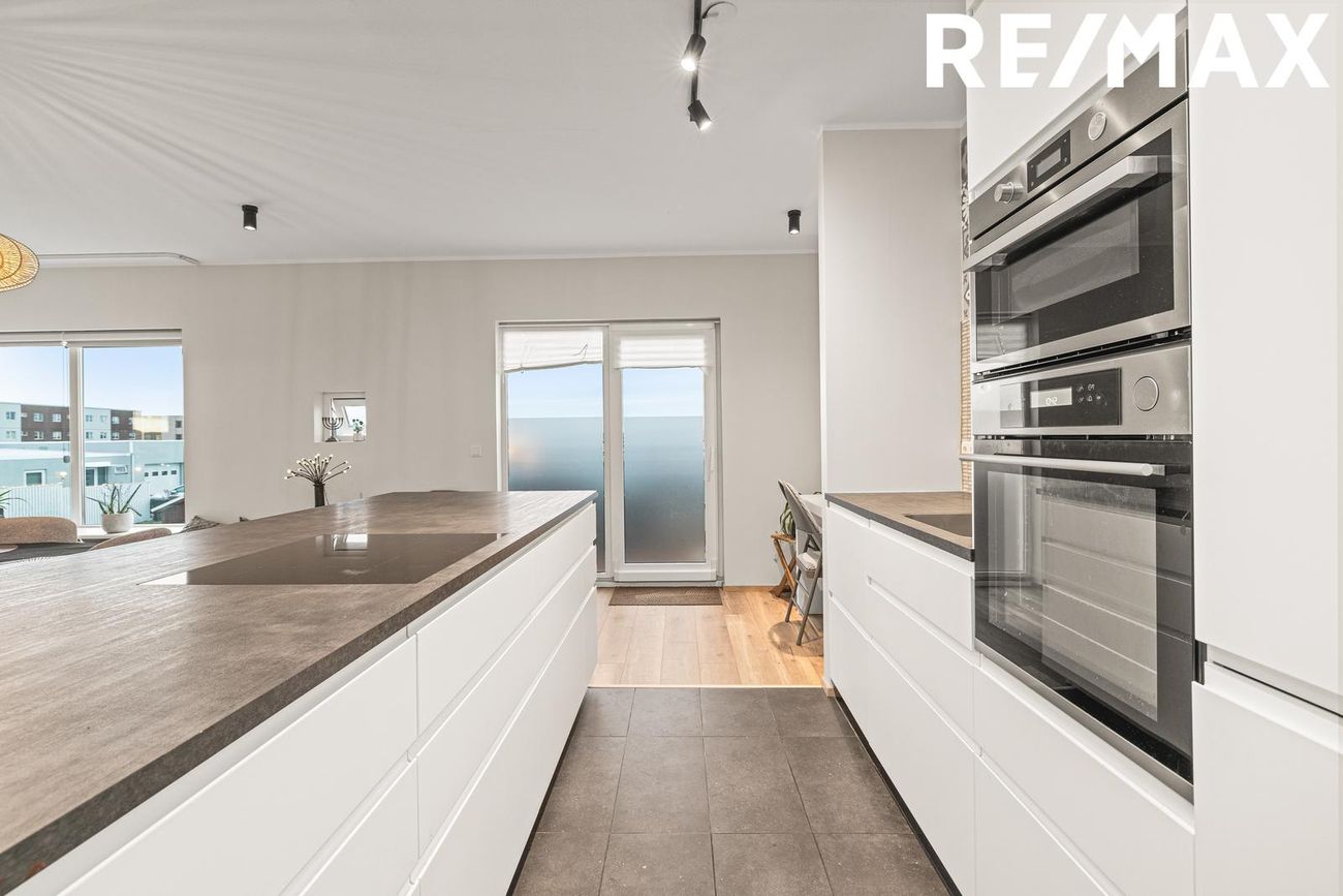 Skólabraut 3, 260 Reykjanesbær