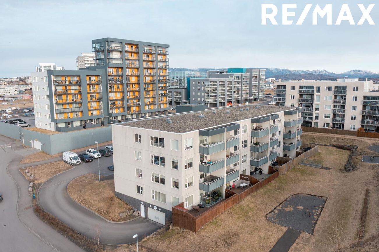 Vallakór 1 1-3 - 0204, 203 Kópavogur