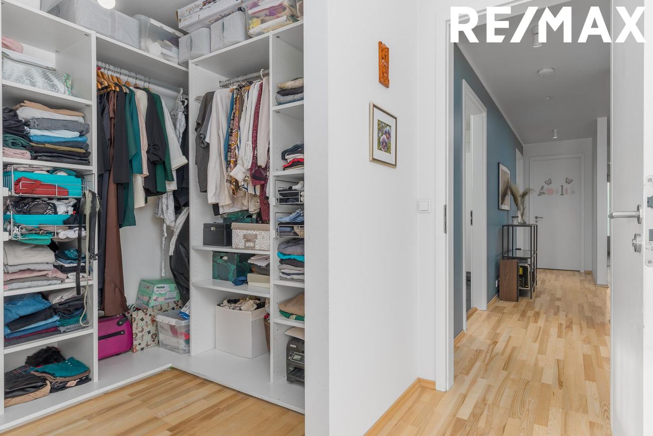 Vallakór 1 1-3 - 0204, 203 Kópavogur