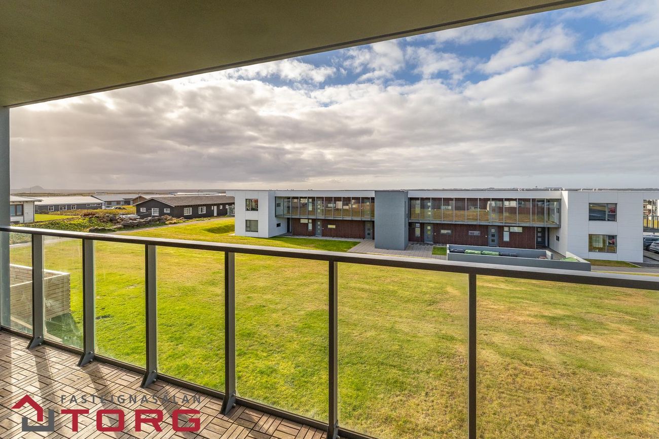 Dalsbraut 34, 260 Reykjanesbær