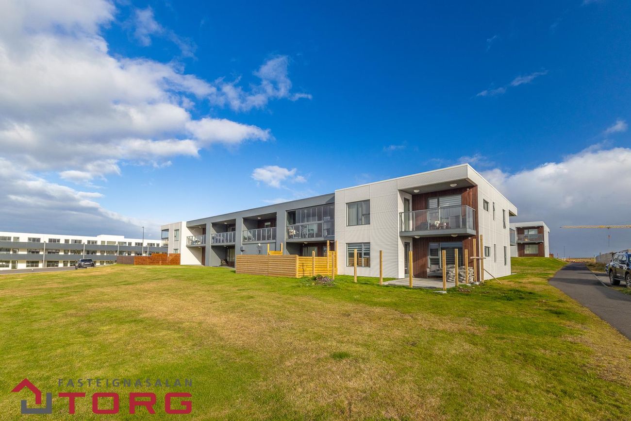 Dalsbraut 34, 260 Reykjanesbær