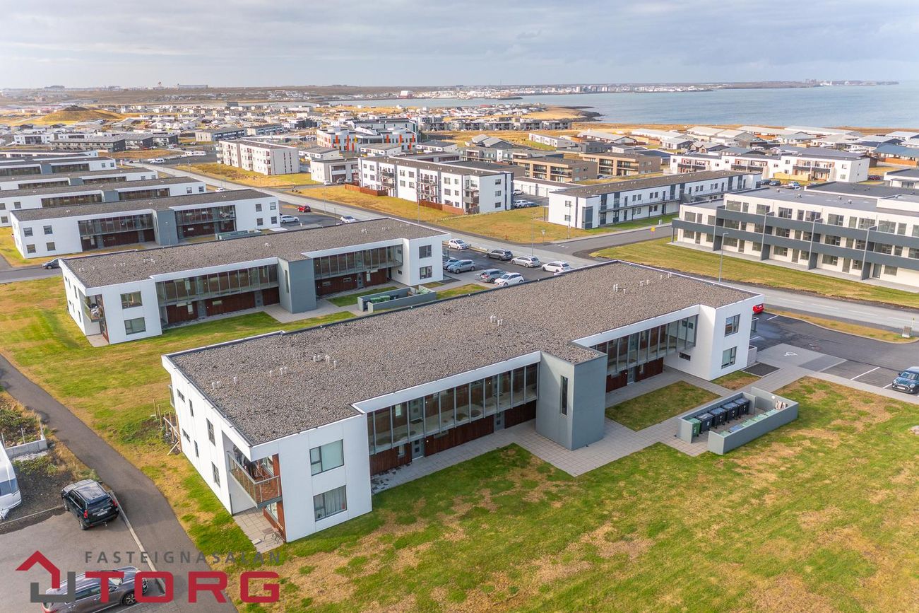Dalsbraut 34, 260 Reykjanesbær