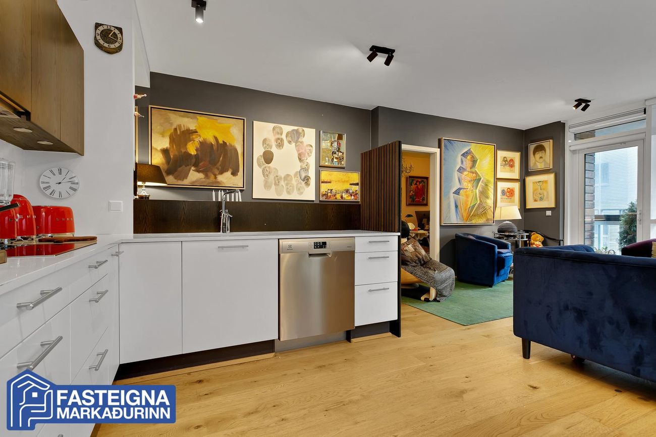 Lindargata 37 - 0201, 101 Reykjavík