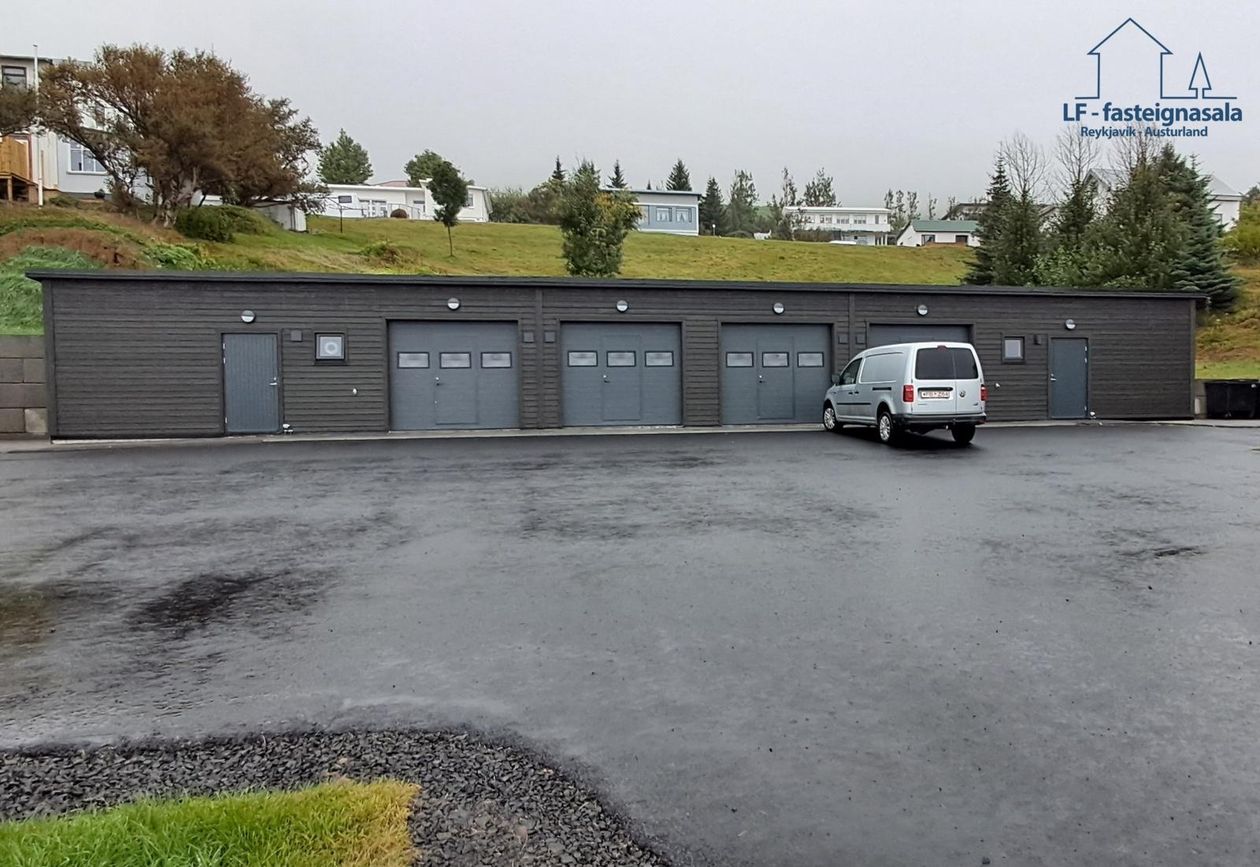 Hafnarbraut 40, 740 Fjarða