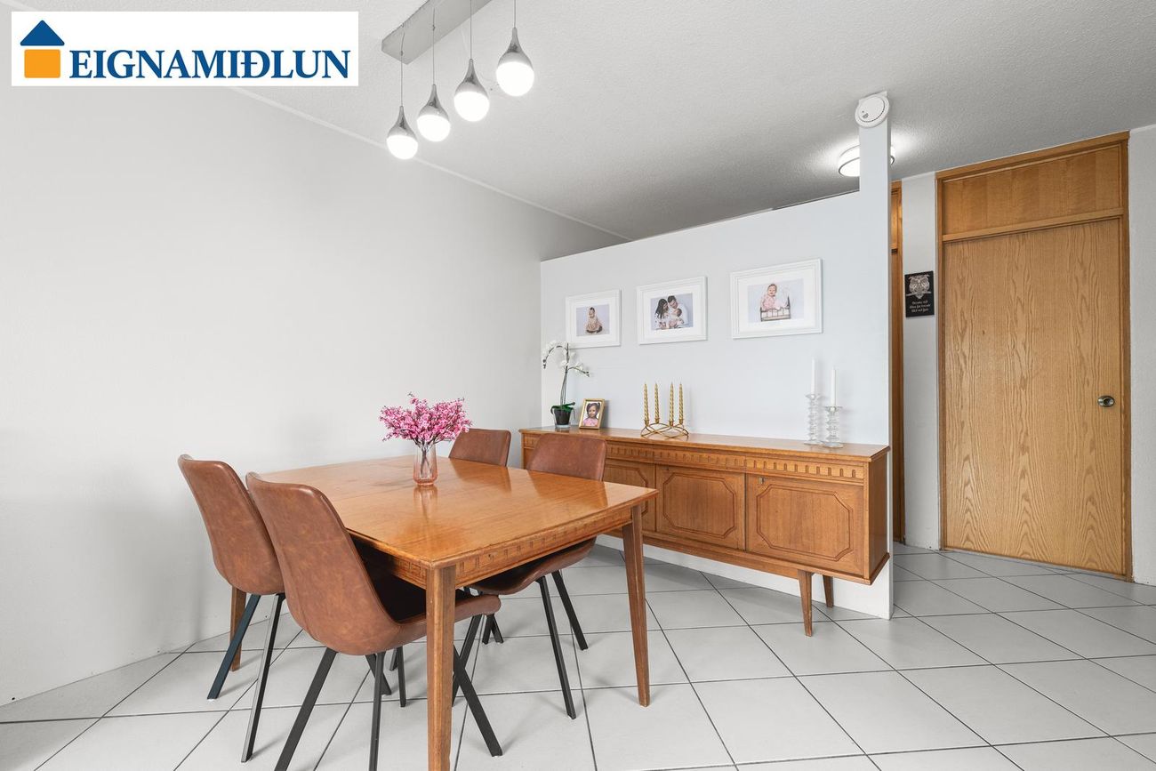 Furugrund 70, 200 Kópavogur