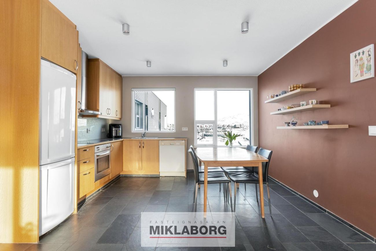 Marteinslaug 10, 113 Reykjavík