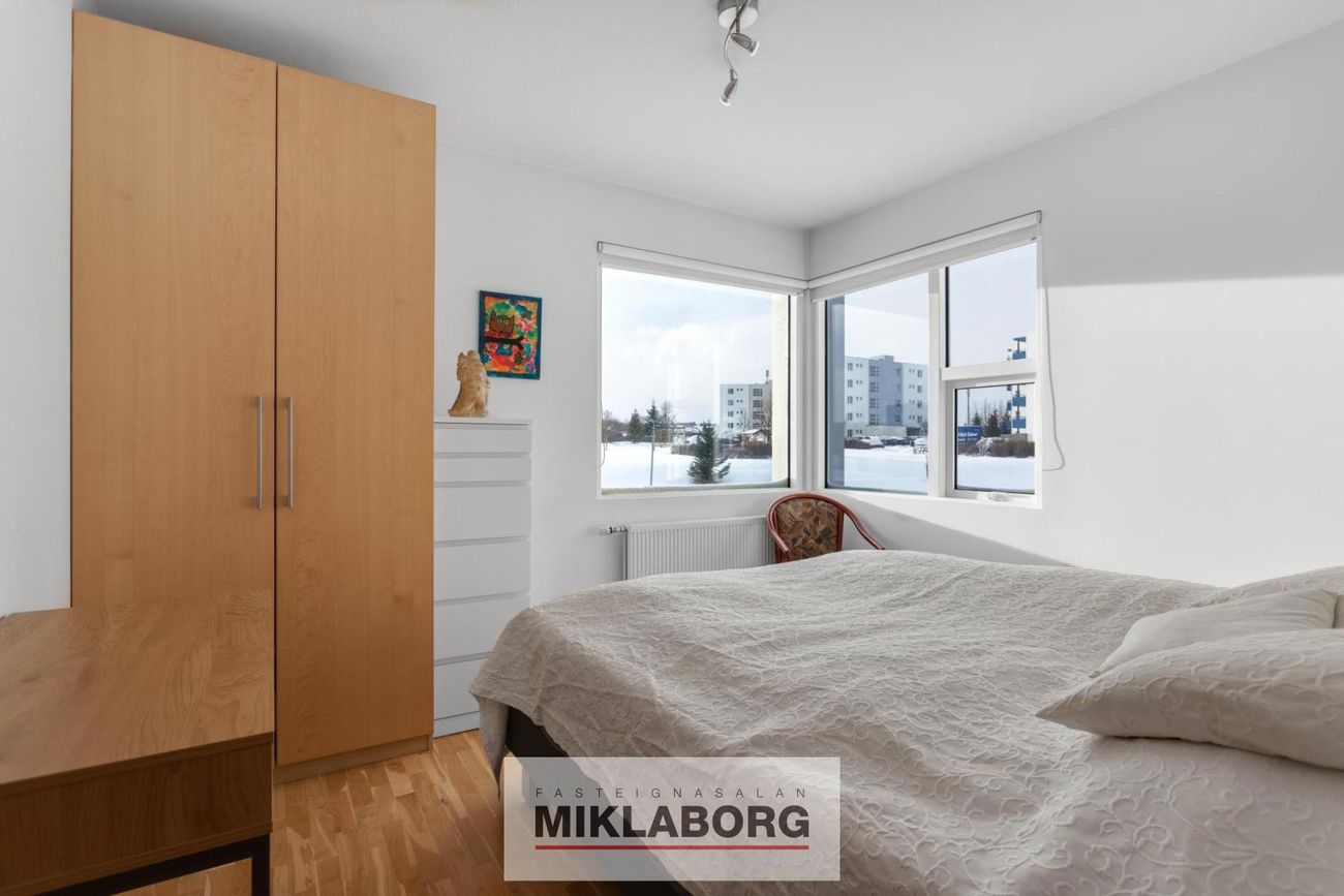 Marteinslaug 10, 113 Reykjavík