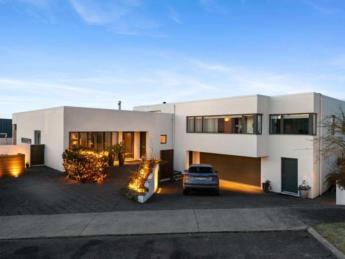 Kaldakur 8 - 0101, 210 Garðabær