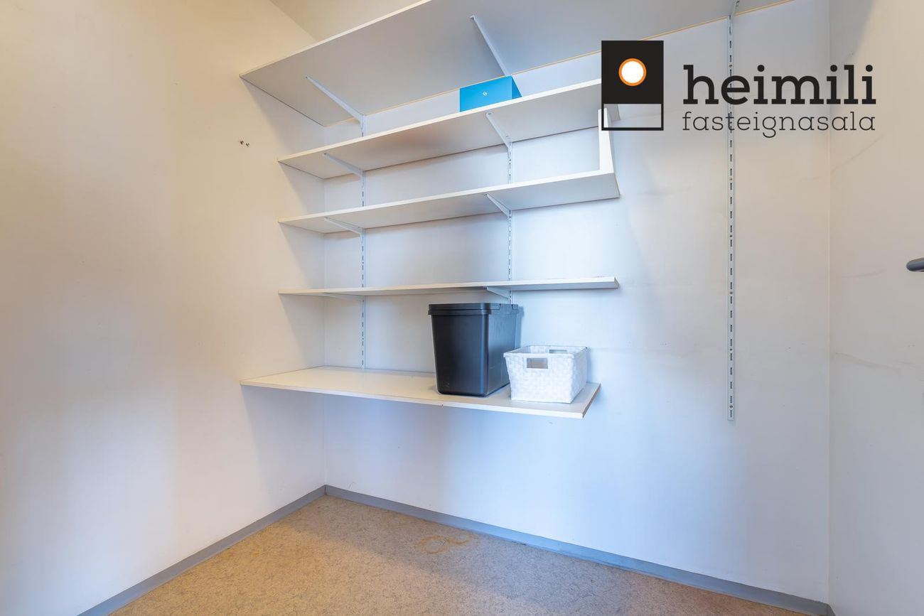 Hraunbær 103, 110 Reykjavík