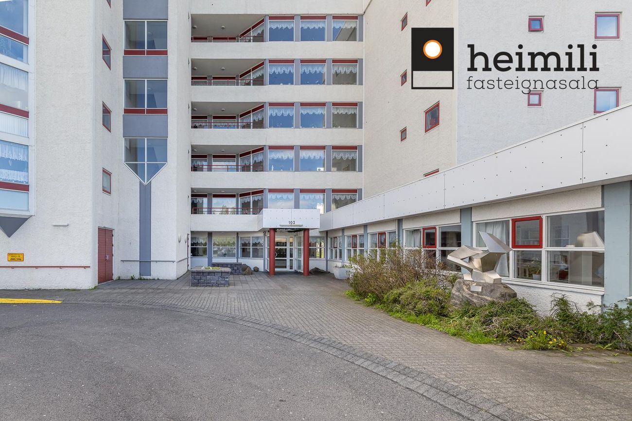 Hraunbær 103, 110 Reykjavík