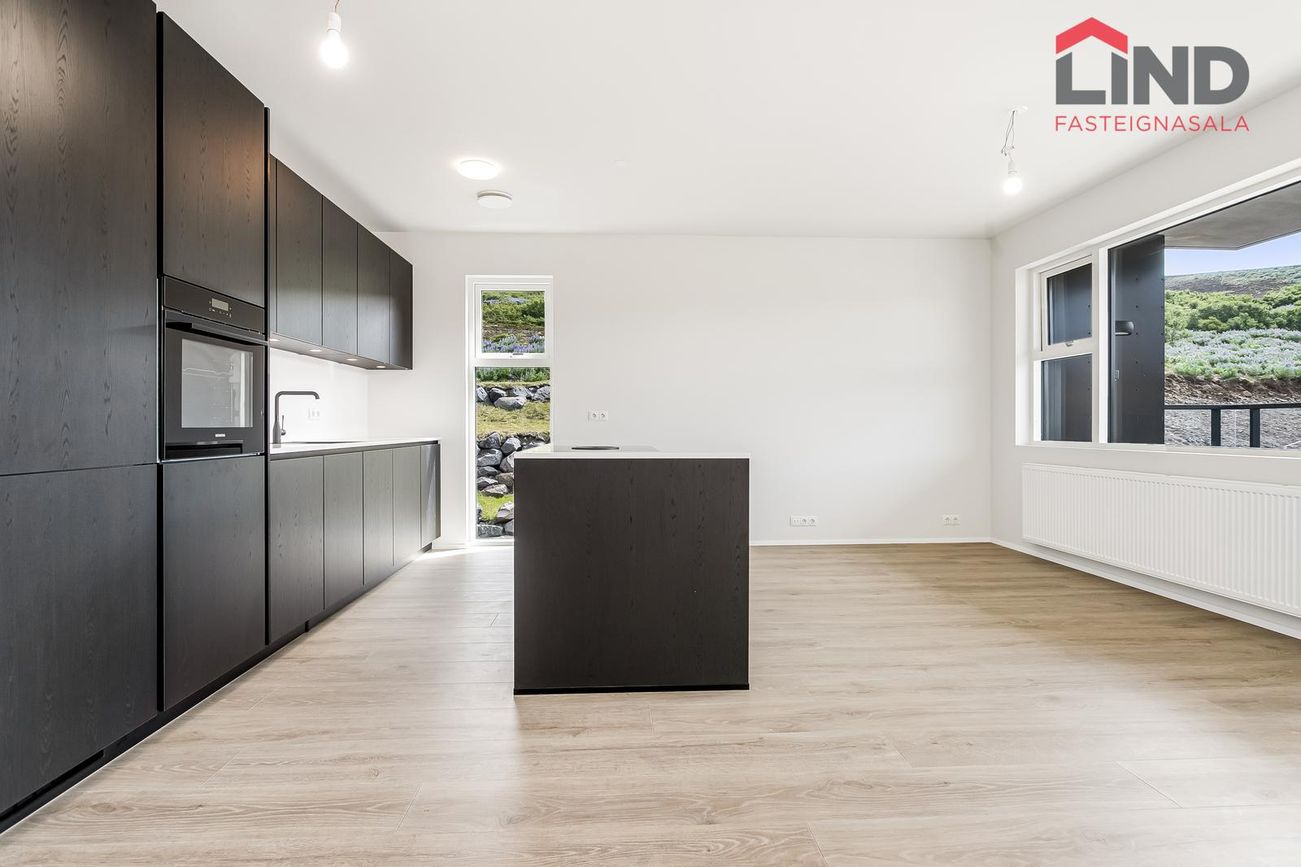 Baughamar 3 - 0201, 221 Hafnarfjörður