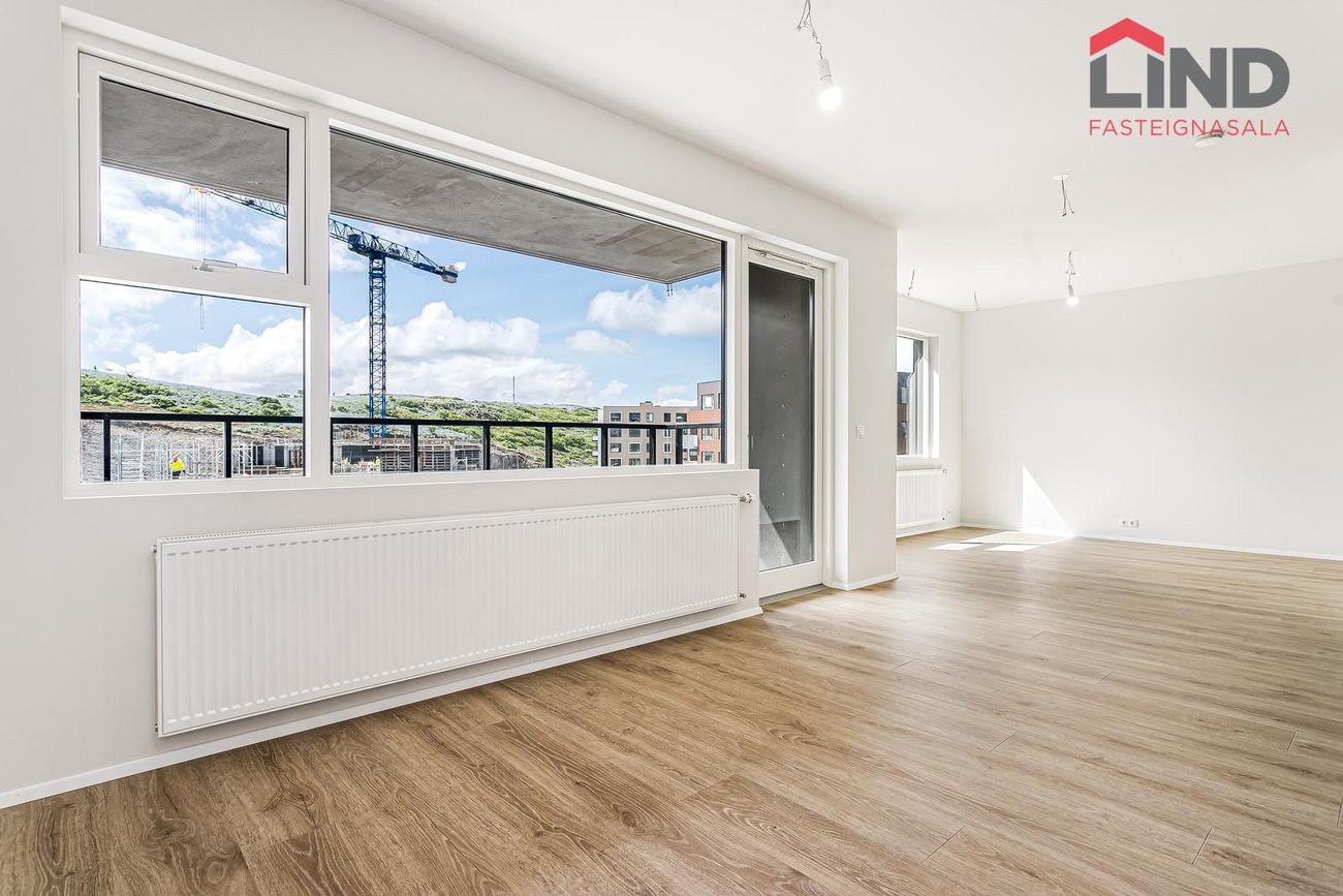 Baughamar 3 - 0201, 221 Hafnarfjörður