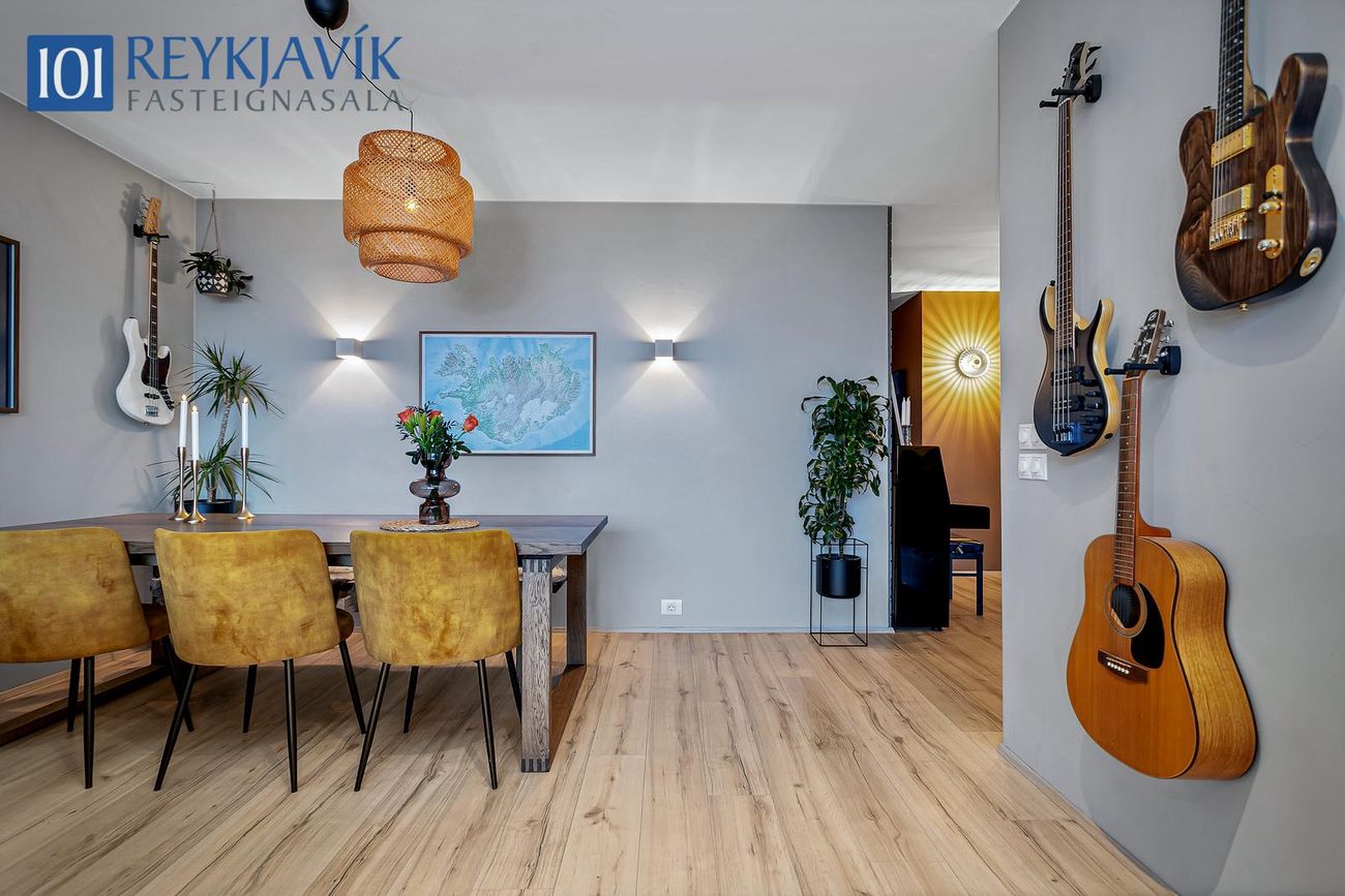 Vesturberg 122, 111 Reykjavík