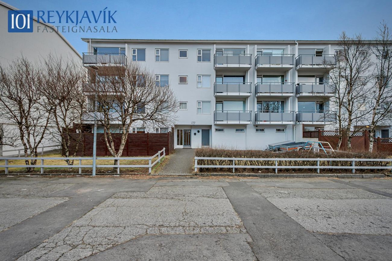 Vesturberg 122, 111 Reykjavík