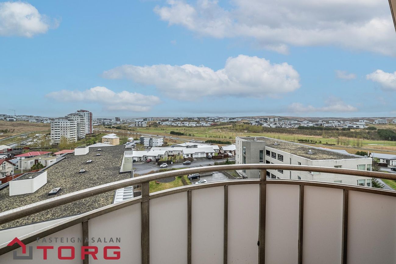 Kórsalir 1, 201 Kópavogur