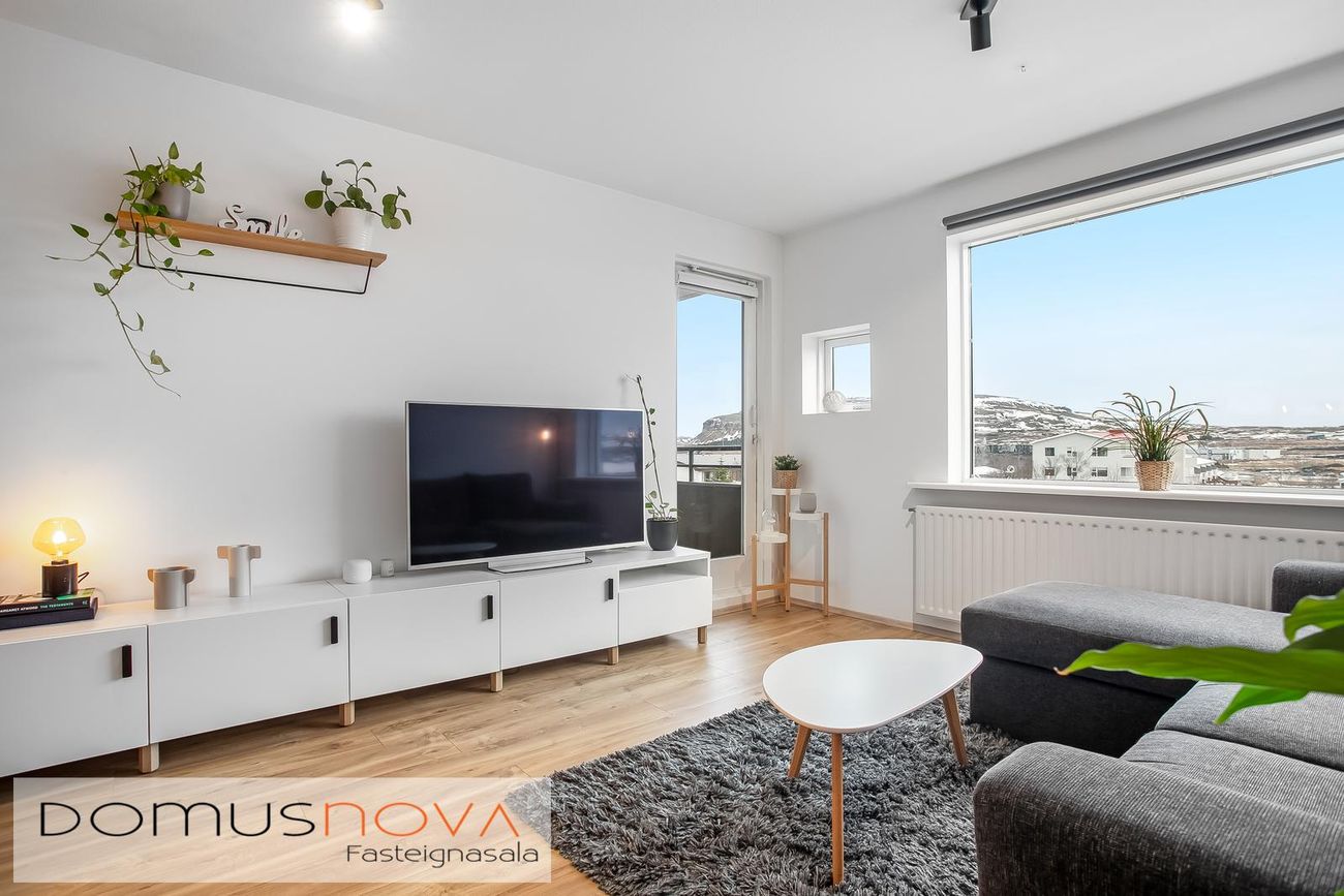 Laufengi 11, 112 Reykjavík