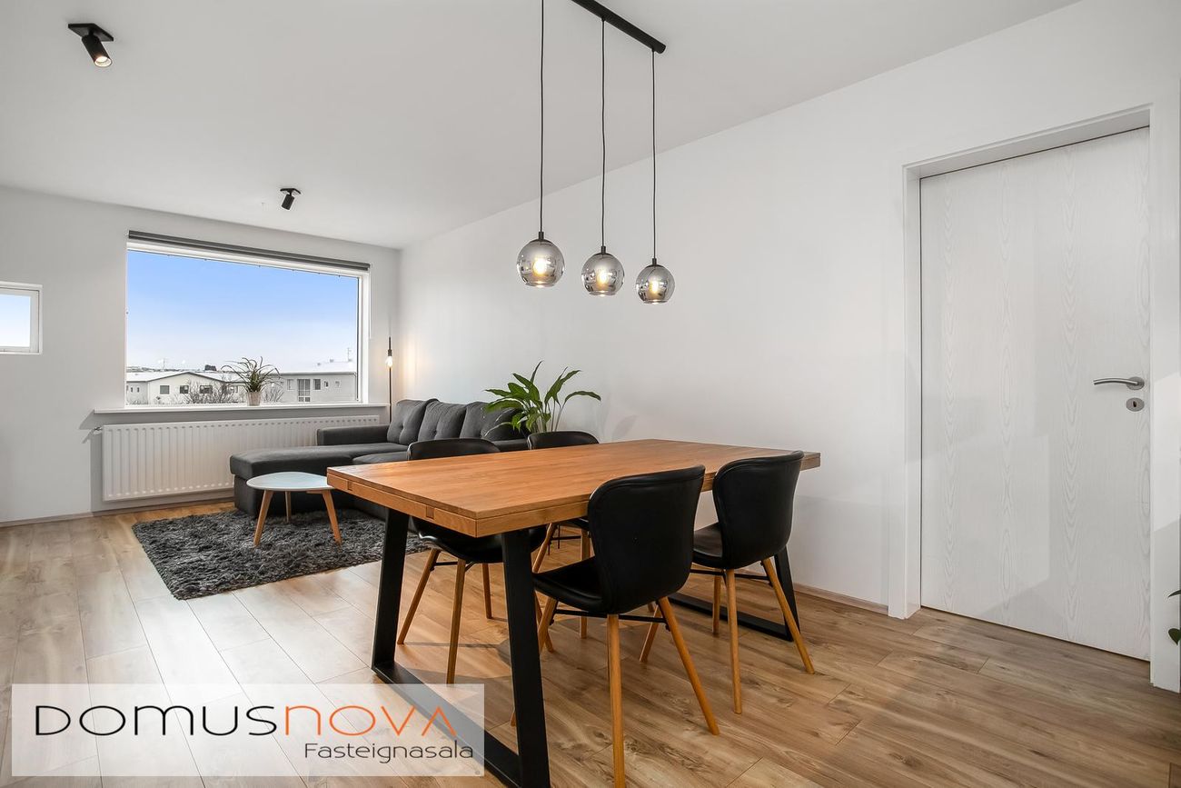 Laufengi 11, 112 Reykjavík