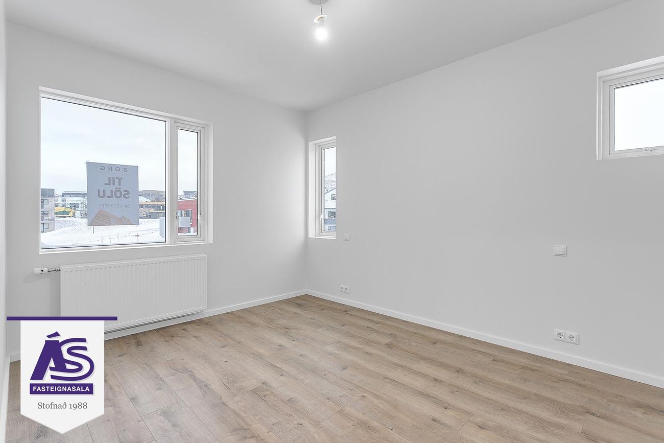Geislaskarð 6, 221 Hafnarfjörður