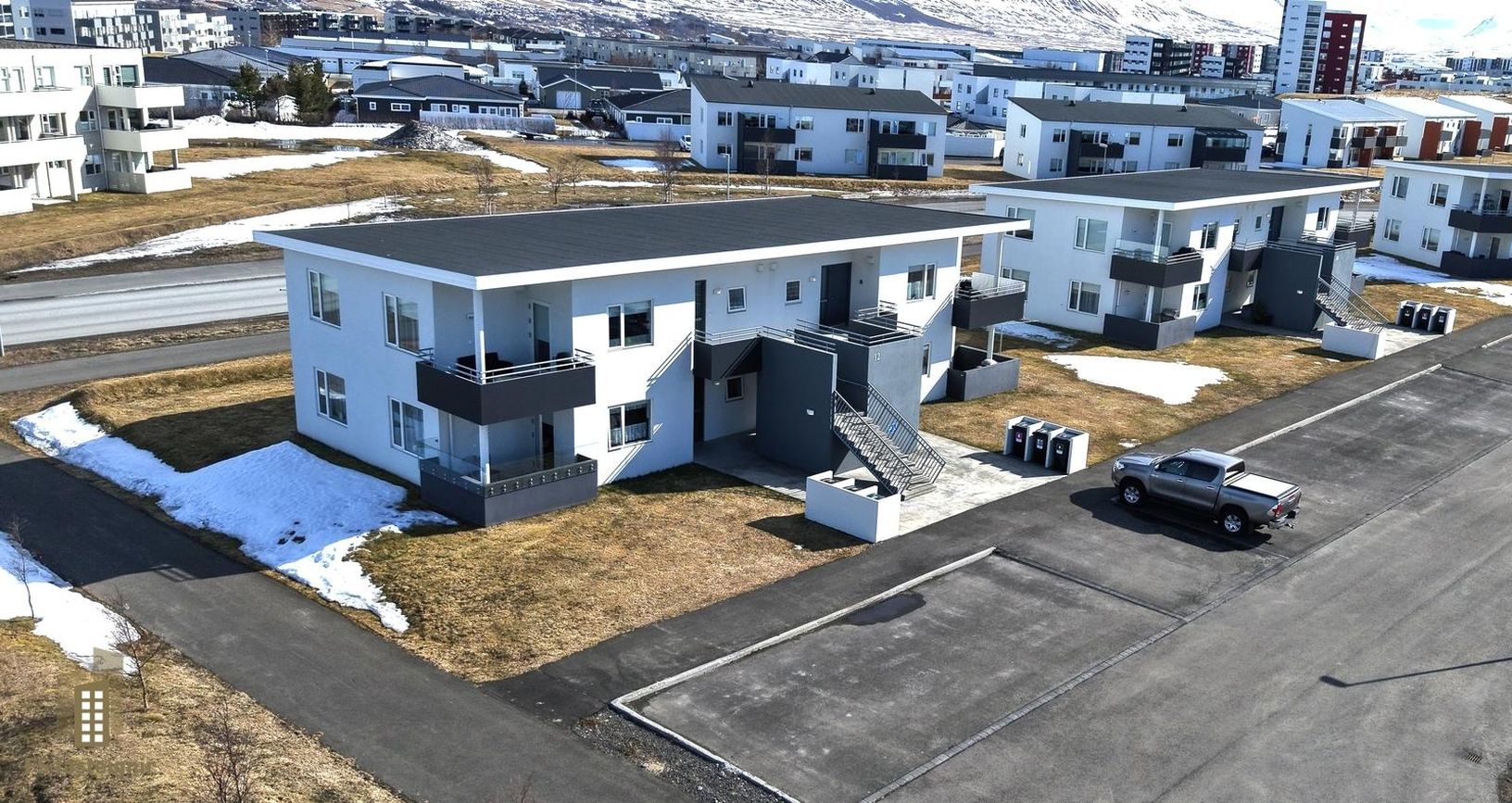 Jaðarstún 12, 600 Akureyri